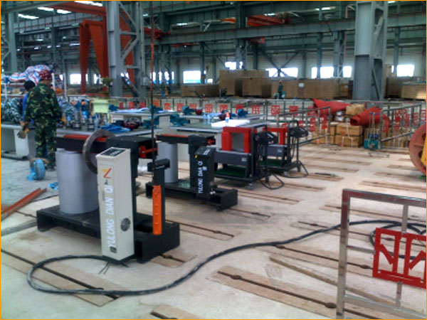 感應(yīng)加熱器